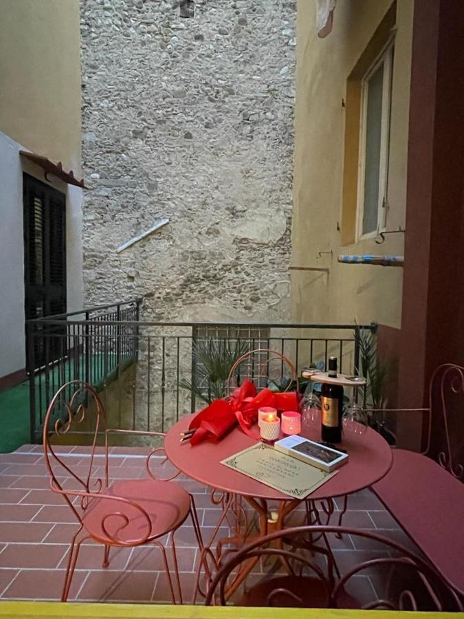 Suite Stylish & Cozy Apartment In The Heart Of Florence Ngoại thất bức ảnh