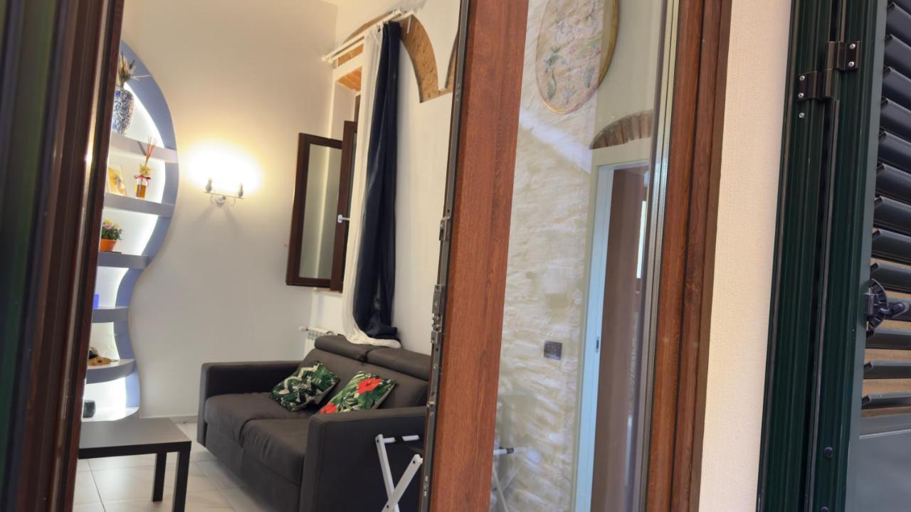 Suite Stylish & Cozy Apartment In The Heart Of Florence Ngoại thất bức ảnh