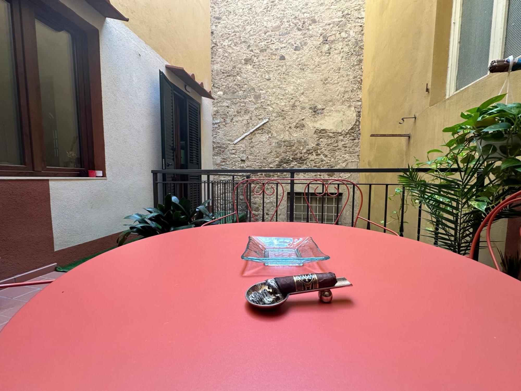Suite Stylish & Cozy Apartment In The Heart Of Florence Ngoại thất bức ảnh